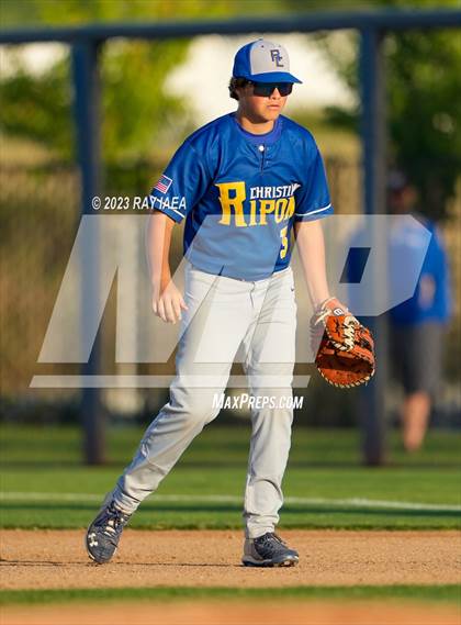 Thumbnail 3 in Turlock Christian vs. Ripon Christian (CIF SJS D7 Final) photogallery.