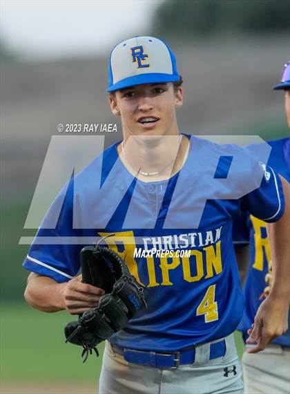 Thumbnail 3 in Turlock Christian vs. Ripon Christian (CIF SJS D7 Final) photogallery.