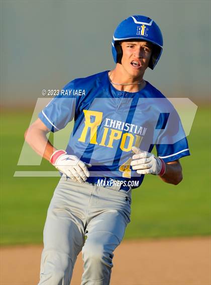 Thumbnail 2 in Turlock Christian vs. Ripon Christian (CIF SJS D7 Final) photogallery.