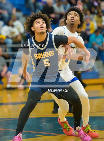 Thumbnail 2 in Western Branch @ Oscar Smith photogallery.