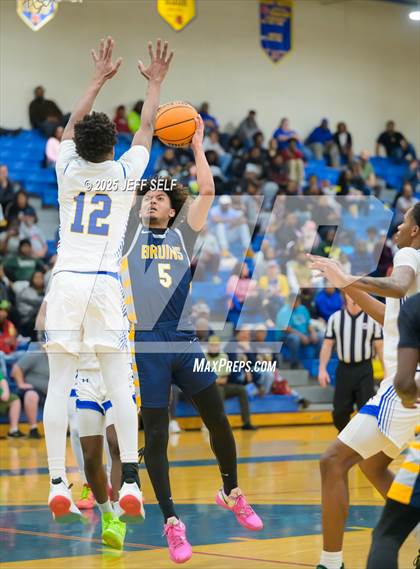 Thumbnail 3 in Western Branch @ Oscar Smith photogallery.