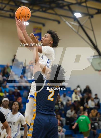 Thumbnail 3 in Western Branch @ Oscar Smith photogallery.