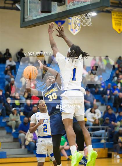 Thumbnail 2 in Western Branch @ Oscar Smith photogallery.