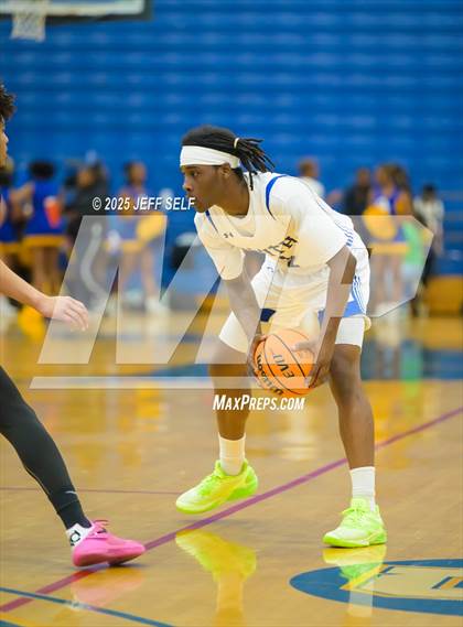 Thumbnail 2 in Western Branch @ Oscar Smith photogallery.