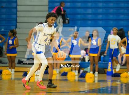 Thumbnail 1 in Western Branch @ Oscar Smith photogallery.