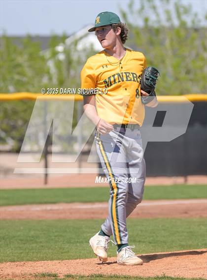 Thumbnail 1 in Columbine vs. Bishop Manogue (Coach Bob Invitational) photogallery.