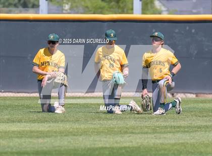 Thumbnail 3 in Columbine vs. Bishop Manogue (Coach Bob Invitational) photogallery.