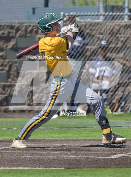 Thumbnail 2 in Columbine vs. Bishop Manogue (Coach Bob Invitational) photogallery.