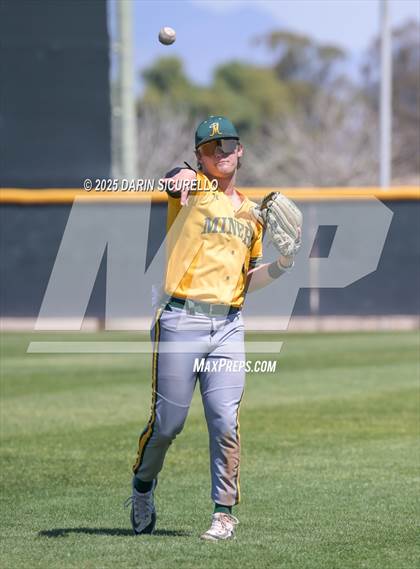 Thumbnail 1 in Columbine vs. Bishop Manogue (Coach Bob Invitational) photogallery.