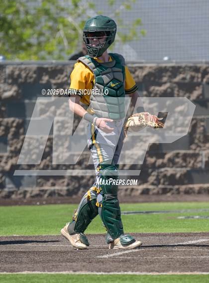 Thumbnail 2 in Columbine vs. Bishop Manogue (Coach Bob Invitational) photogallery.