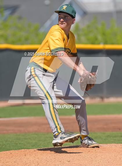 Thumbnail 2 in Columbine vs. Bishop Manogue (Coach Bob Invitational) photogallery.