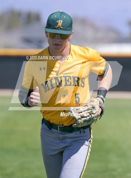 Thumbnail 3 in Columbine vs. Bishop Manogue (Coach Bob Invitational) photogallery.