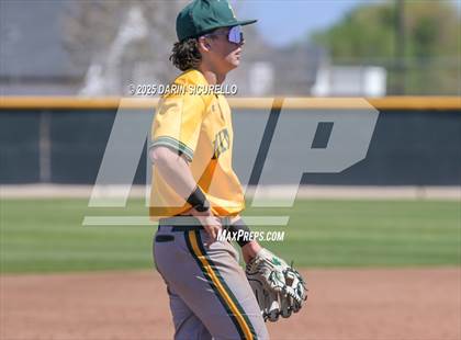 Thumbnail 2 in Columbine vs. Bishop Manogue (Coach Bob Invitational) photogallery.
