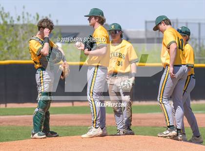 Thumbnail 2 in Columbine vs. Bishop Manogue (Coach Bob Invitational) photogallery.