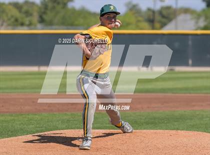 Thumbnail 1 in Columbine vs. Bishop Manogue (Coach Bob Invitational) photogallery.