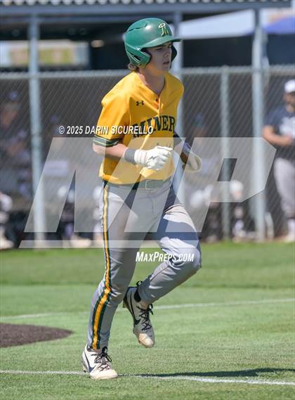 Thumbnail 2 in Columbine vs. Bishop Manogue (Coach Bob Invitational) photogallery.