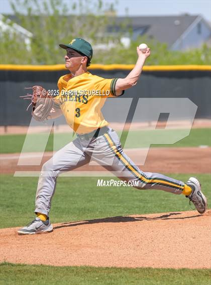 Thumbnail 2 in Columbine vs. Bishop Manogue (Coach Bob Invitational) photogallery.