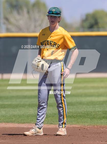 Thumbnail 1 in Columbine vs. Bishop Manogue (Coach Bob Invitational) photogallery.