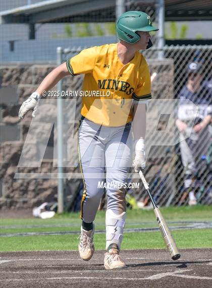 Thumbnail 2 in Columbine vs. Bishop Manogue (Coach Bob Invitational) photogallery.