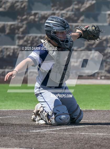 Thumbnail 3 in Columbine vs. Bishop Manogue (Coach Bob Invitational) photogallery.