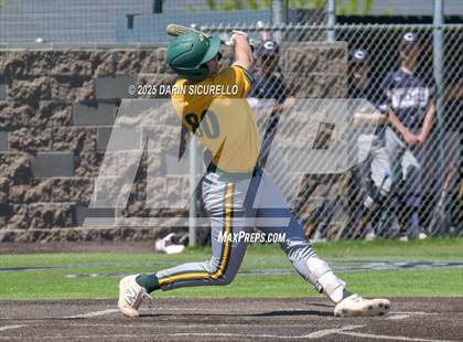 Thumbnail 1 in Columbine vs. Bishop Manogue (Coach Bob Invitational) photogallery.