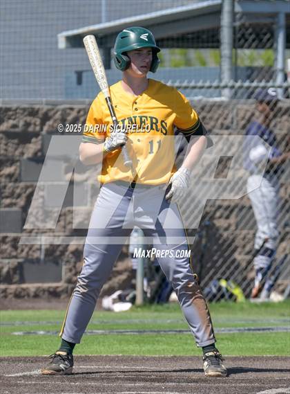 Thumbnail 3 in Columbine vs. Bishop Manogue (Coach Bob Invitational) photogallery.