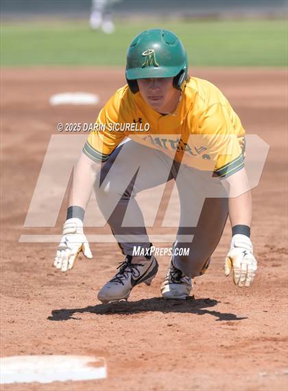 Thumbnail 2 in Columbine vs. Bishop Manogue (Coach Bob Invitational) photogallery.