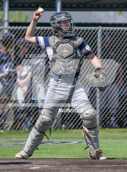 Thumbnail 1 in Columbine vs. Bishop Manogue (Coach Bob Invitational) photogallery.