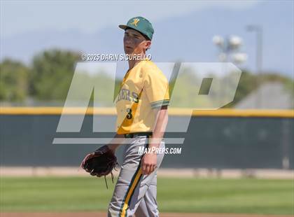 Thumbnail 2 in Columbine vs. Bishop Manogue (Coach Bob Invitational) photogallery.