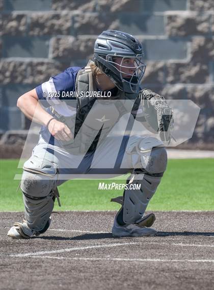 Thumbnail 2 in Columbine vs. Bishop Manogue (Coach Bob Invitational) photogallery.