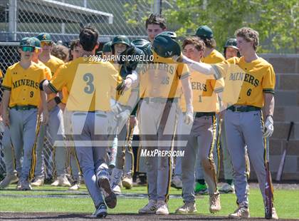 Thumbnail 1 in Columbine vs. Bishop Manogue (Coach Bob Invitational) photogallery.