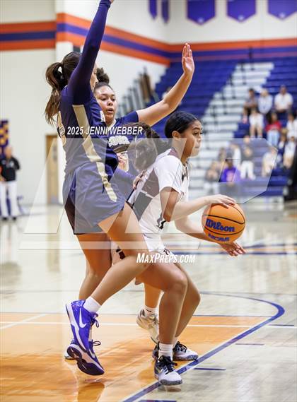 Thumbnail 3 in Faith Lutheran vs. Foothill (Las Vegas Thanksgiving Showcase) photogallery.