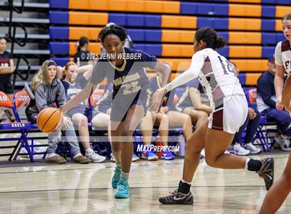 Thumbnail 3 in Faith Lutheran vs. Foothill (Las Vegas Thanksgiving Showcase) photogallery.
