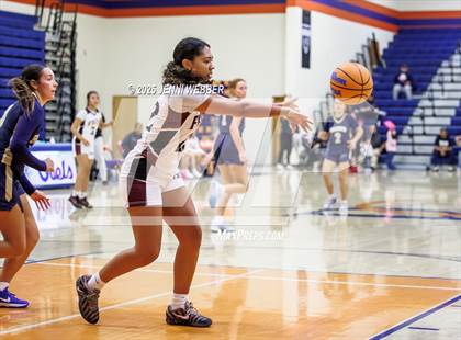 Thumbnail 2 in Faith Lutheran vs. Foothill (Las Vegas Thanksgiving Showcase) photogallery.