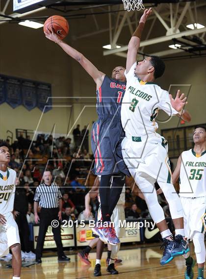 Thumbnail 2 in Clackamas vs. Foss (Les Schwab Invitational) photogallery.