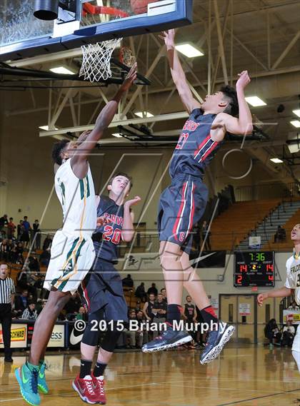 Thumbnail 2 in Clackamas vs. Foss (Les Schwab Invitational) photogallery.