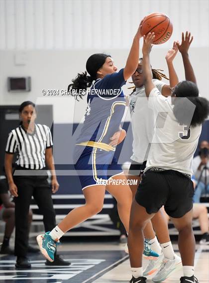Thumbnail 3 in Lone Star vs O'Connor (Texas Association of Basketball Coaches Showcase) photogallery.