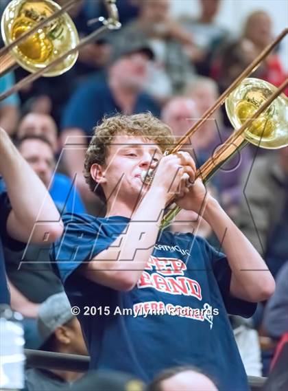 Thumbnail 1 in Stanwood vs. Kennedy Catholic photogallery.