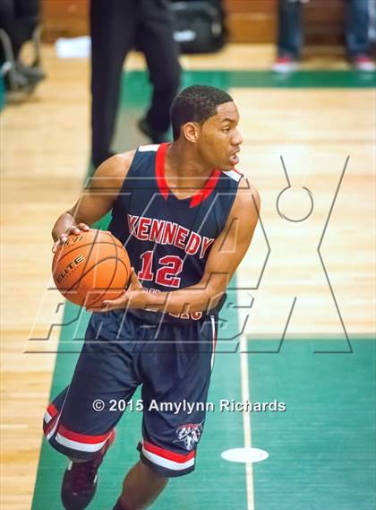 Thumbnail 1 in Stanwood vs. Kennedy Catholic photogallery.