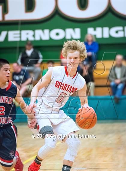 Thumbnail 2 in Stanwood vs. Kennedy Catholic photogallery.
