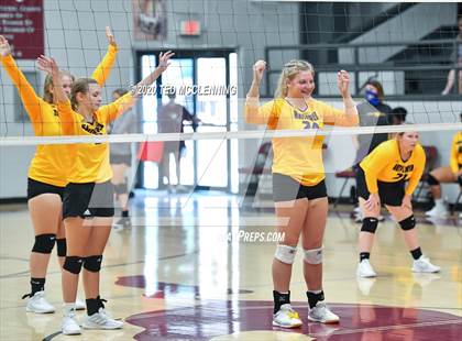 Thumbnail 3 in Mayflower @ Perryville photogallery.
