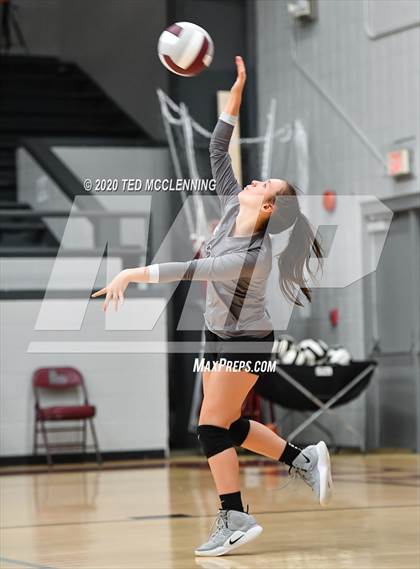 Thumbnail 2 in Mayflower @ Perryville photogallery.