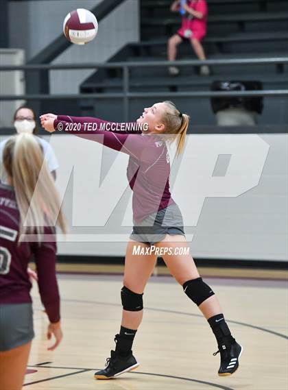 Thumbnail 1 in Mayflower @ Perryville photogallery.
