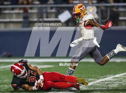 Thumbnail 3 in Mission Viejo vs. Orange Lutheran (CIF SS D1 Playoff) photogallery.
