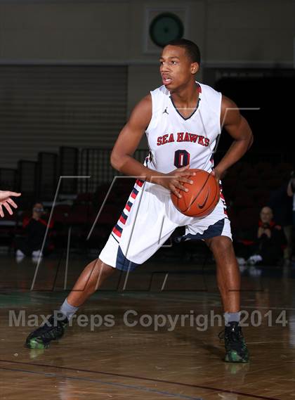 Thumbnail 3 in Mater Dei vs. Redondo Union (Tarkanian Classic) photogallery.