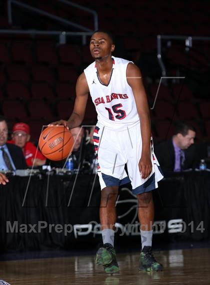 Thumbnail 1 in Mater Dei vs. Redondo Union (Tarkanian Classic) photogallery.