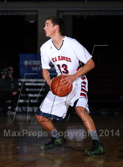 Thumbnail 2 in Mater Dei vs. Redondo Union (Tarkanian Classic) photogallery.