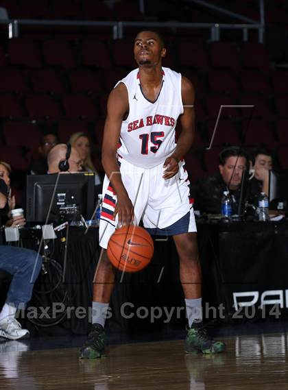 Thumbnail 3 in Mater Dei vs. Redondo Union (Tarkanian Classic) photogallery.