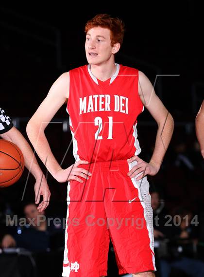 Thumbnail 1 in Mater Dei vs. Redondo Union (Tarkanian Classic) photogallery.