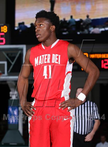 Thumbnail 1 in Mater Dei vs. Redondo Union (Tarkanian Classic) photogallery.